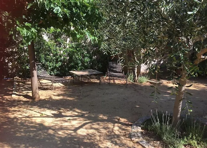 Villa Cassis Villa *